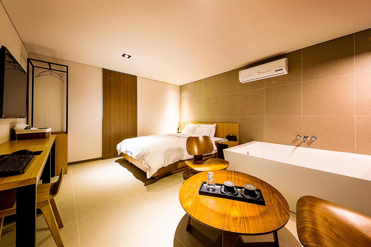 Seocho Cancun Hotel Seoul Exterior photo