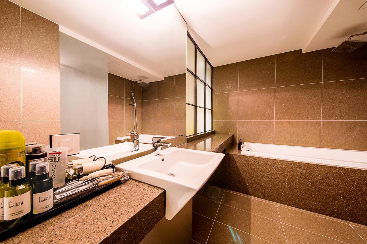 Seocho Cancun Hotel Seoul Exterior photo
